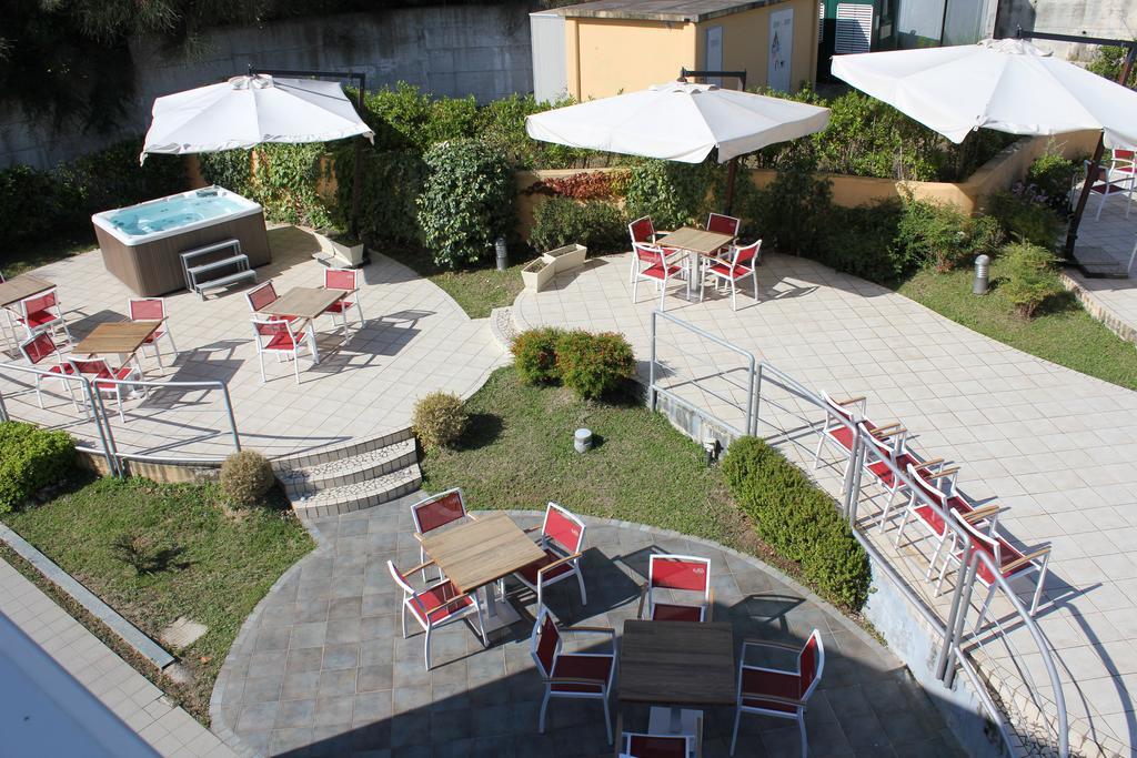 Klass Hotel Castelfidardo Kültér fotó