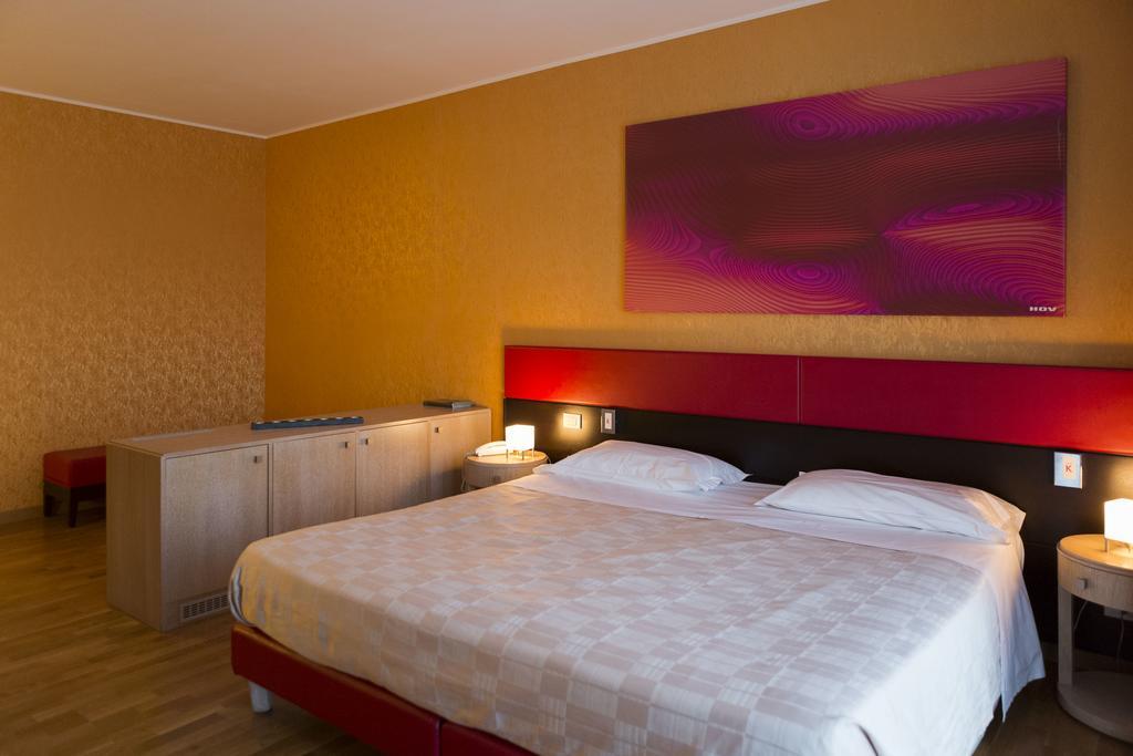 Klass Hotel Castelfidardo Kültér fotó